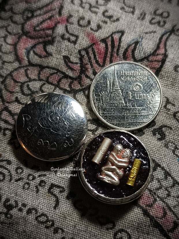 สีผึ้งพะยองคำ วัดทุ่งโป่ง