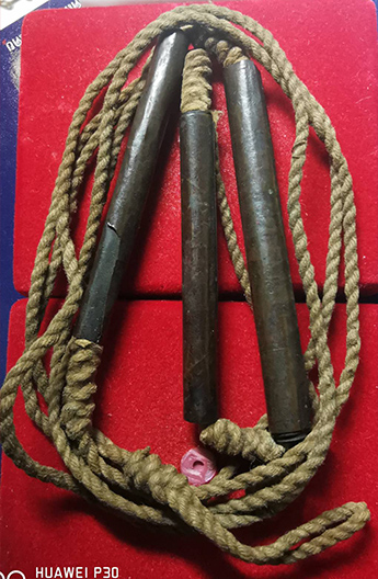 ตะกรุดล้านนา3ดอกเล็ก เนื้อทองเหลือง 