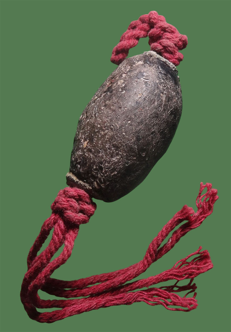 ตะกรุดหนังควายอาถรรพ์พอกครั่ง ครูบาชุ่ม