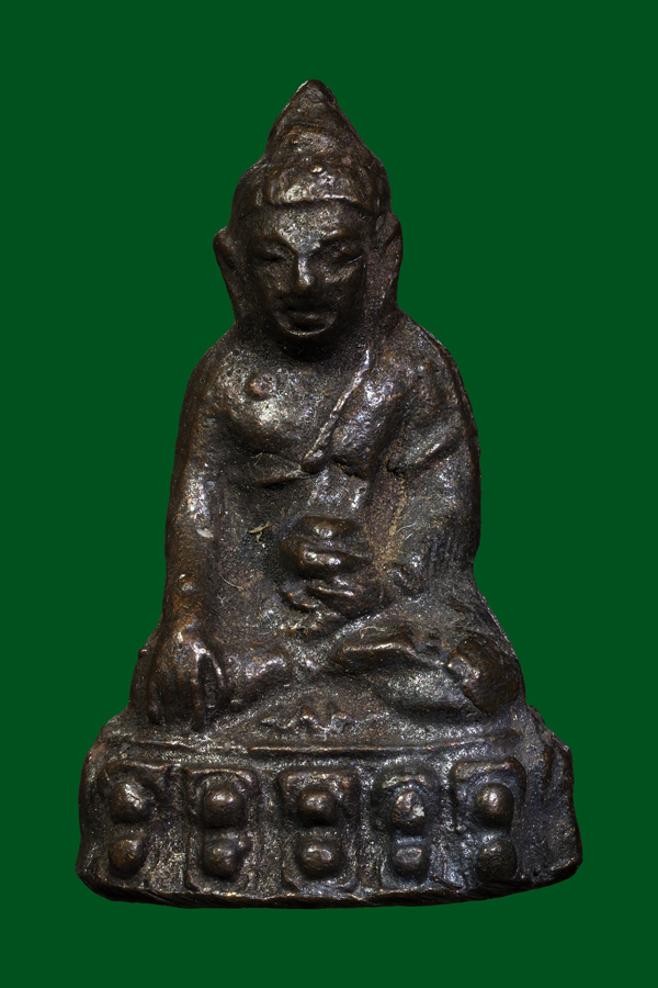 พระชัยวัฒน์อุ้มบาตรอ.เทพสาริกบุตรปี07