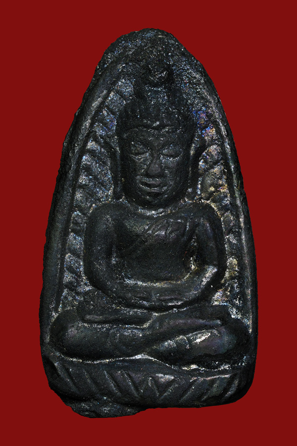 พระรอดหัวข่วงเนื้อแรพิมพ์ใหญ่พ่อเกษมปี03