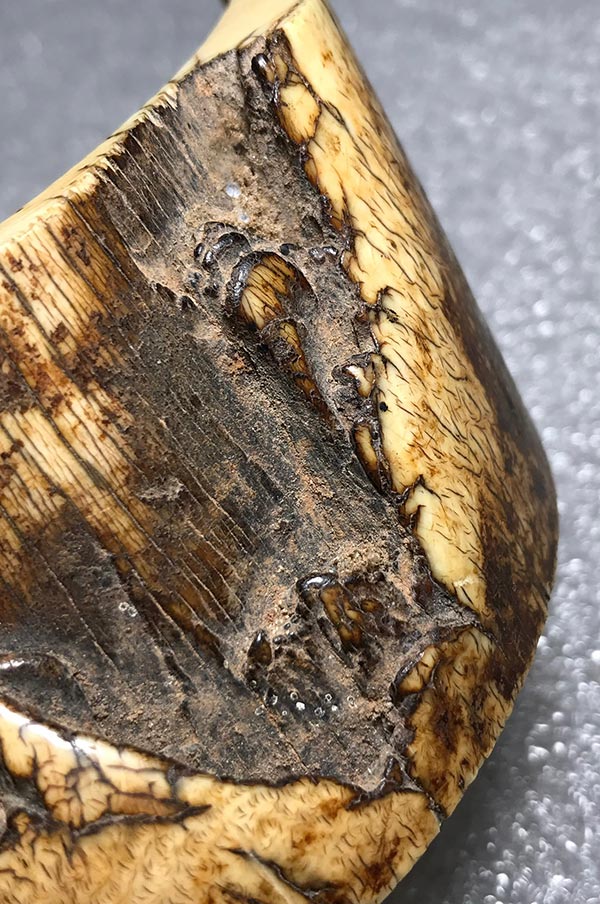 งาแกะพระพุทธ๓พระองค์