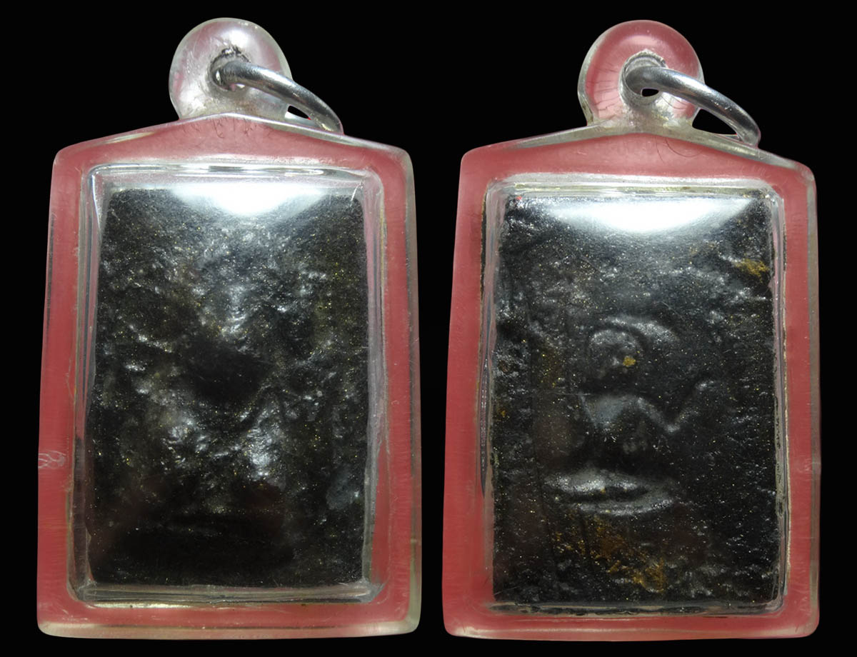 หนุมานเนื้อผงผสมว่านลงรักปิดทอง