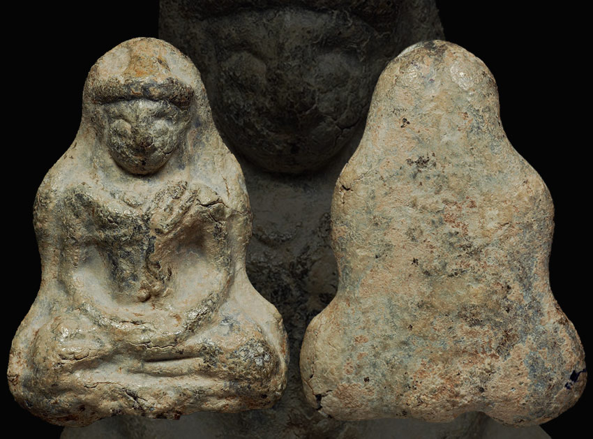  พระร่วงนั่งกรุโนนสูง พิมพ์สมาธิ