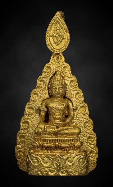 พระชัยวัดศรีนครพิงค์ เนื้อทองคำ