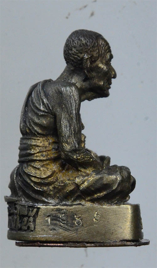 #17876รูปหล่อหลวงปู่ทวด ค่ายเสนาณรงค์ 