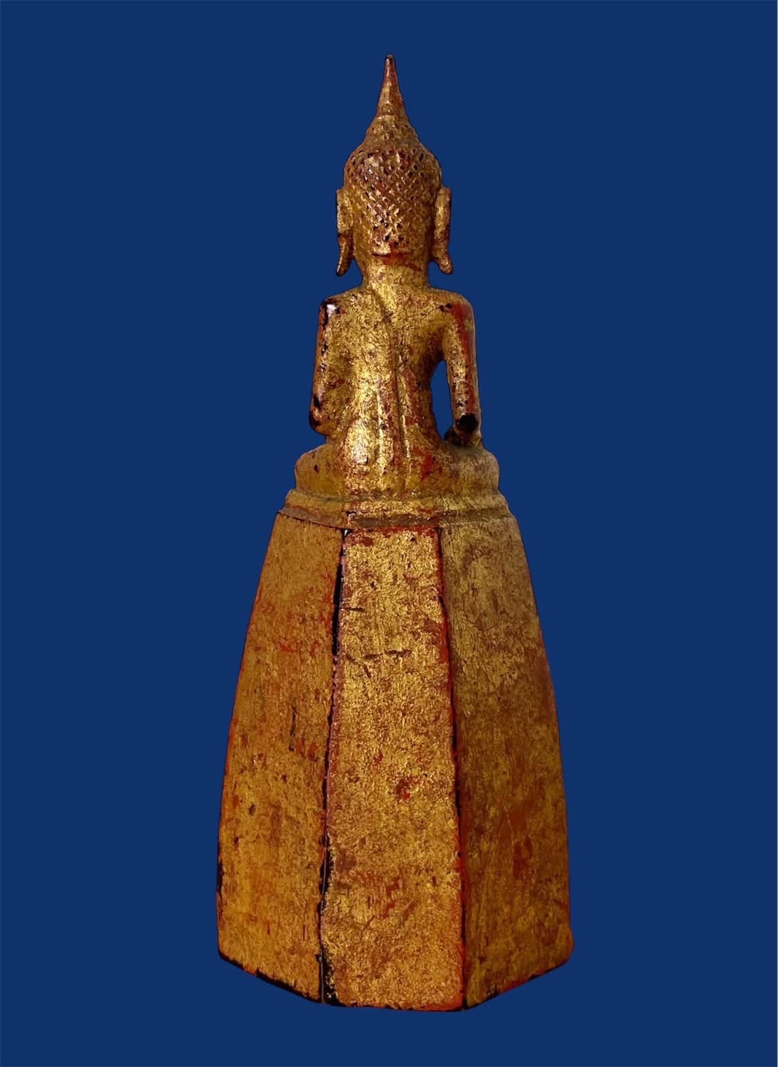 พระเจ้าไม้ล้านนาองค์งาม ลงชาดปิดทอง