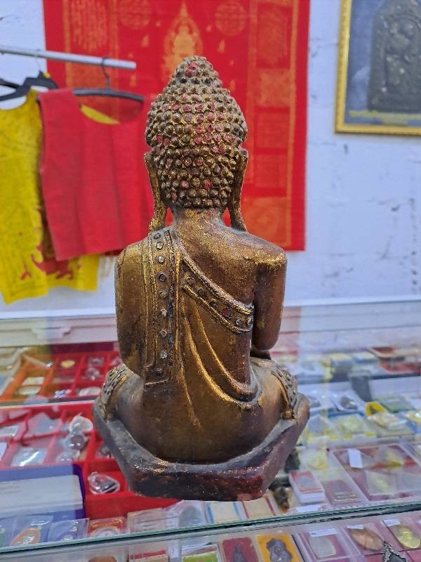 พระไม้บูชาแกะศิลป์มัณฑะเลย์ 