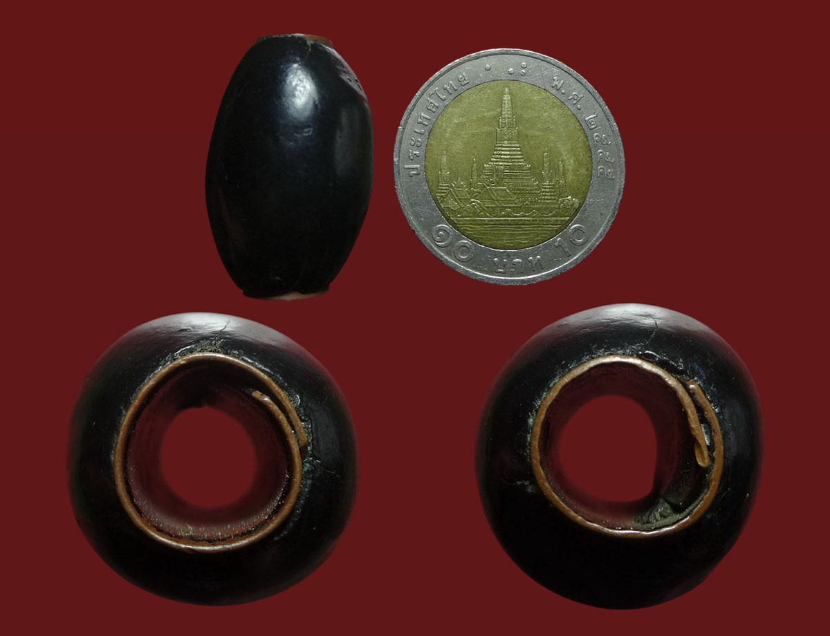 ตะกรุดทองแดง พอกผงพุทธคุณจุ่มรัก