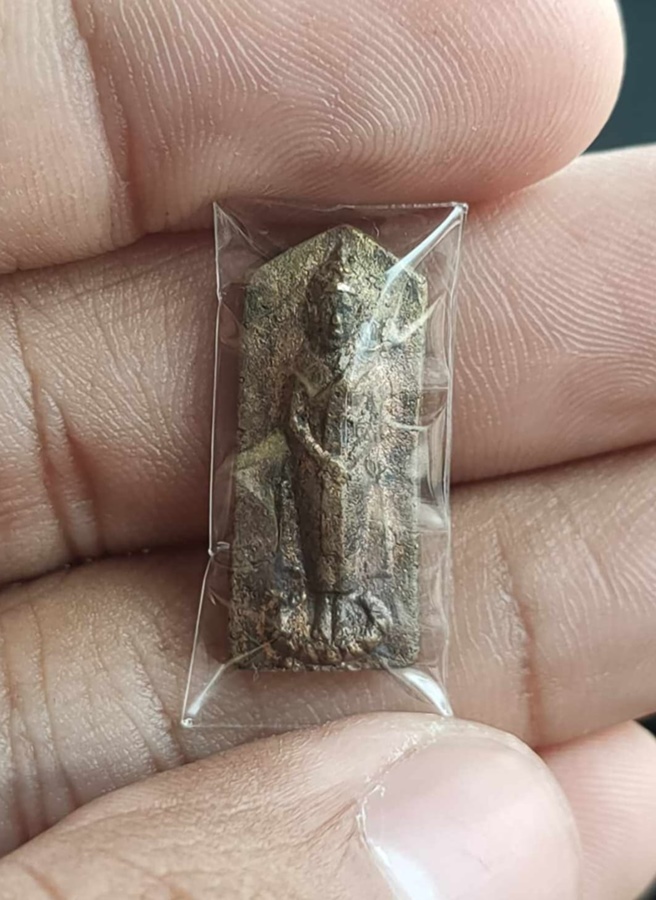 เหรียญหล่อเจ้าคุณศรีสนธิ์ วัดสุทัศน์