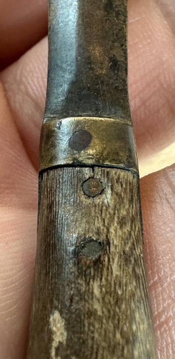 พระขรรค์หลวงปู่รอด วัดบางน้ำวน 