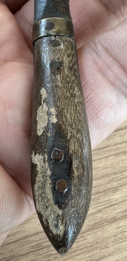 พระขรรค์หลวงปู่รอด วัดบางน้ำวน 