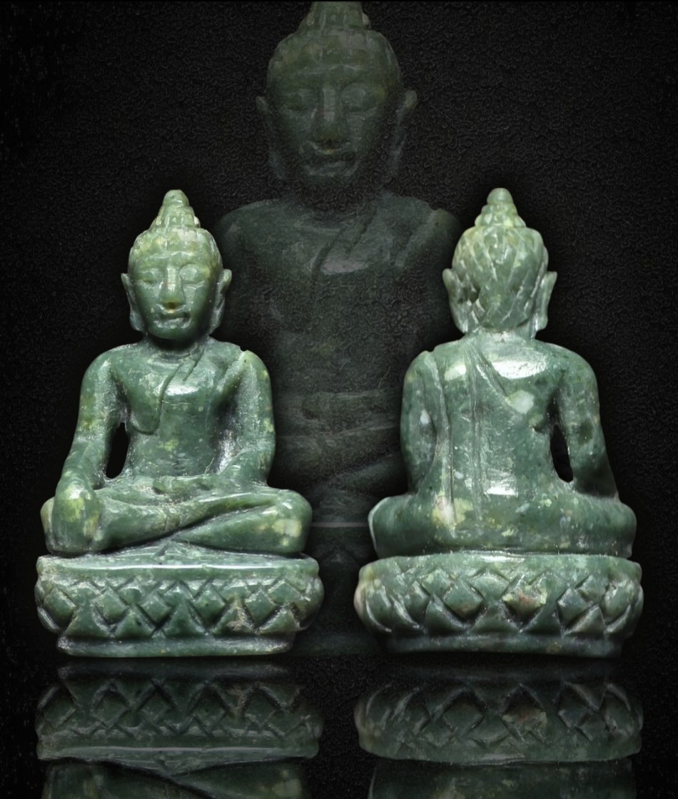 พระเชียงแสนสิงห์ ๑ เนื้อหยกแกะสลัก