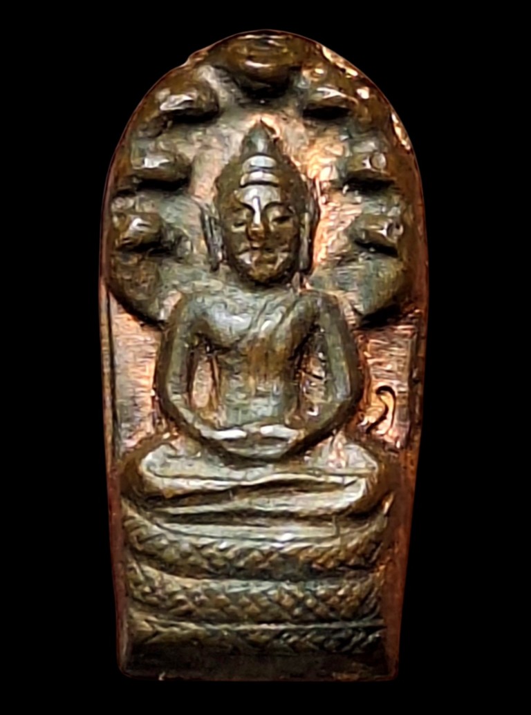 ปรกใบมะขามรุ่นแรกพ่อเกษมปี2517สวยเดิมๆ