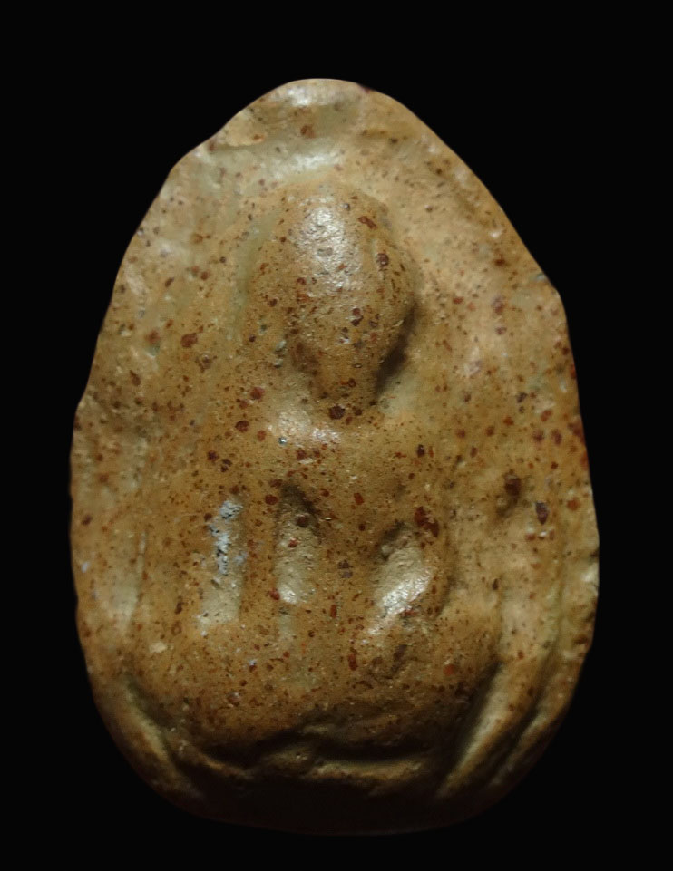 พระกำแพงเม็ดน้อยหน่า เนื้อดิน กำแพงเพชร