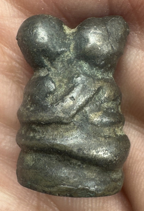 อิ่นล้านนาเครื่องรางแห่งรัก