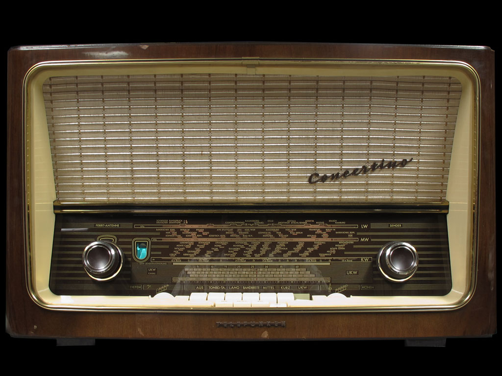 วิทยุหลอดโบราณยี่ห้อ Telefunken รุ่น Concertino 9 Code542