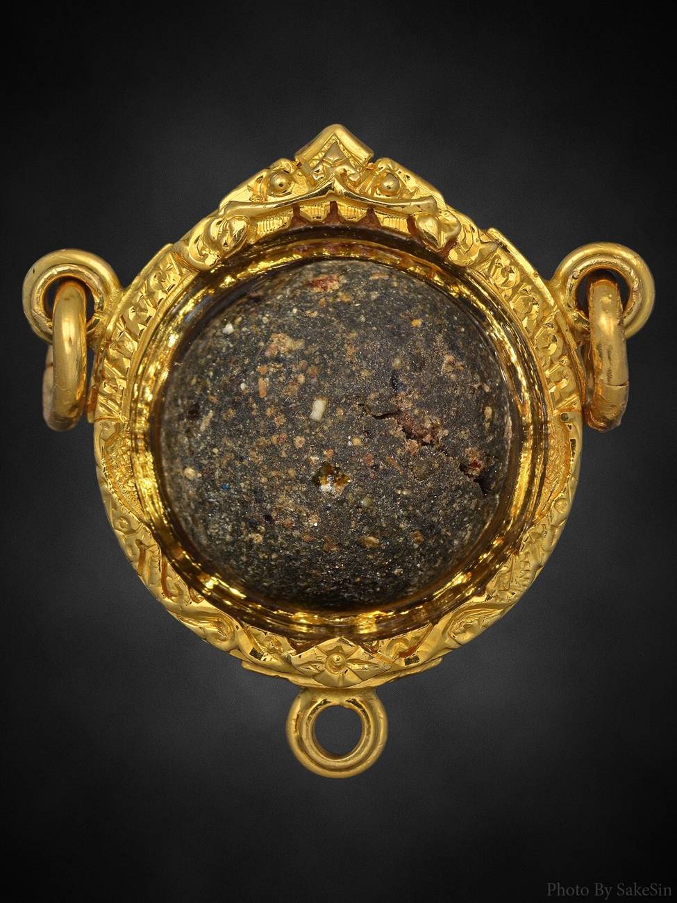 ลูกอมรุ่นแรกครูบาปากกองเนื้อคลุกรักหายาก