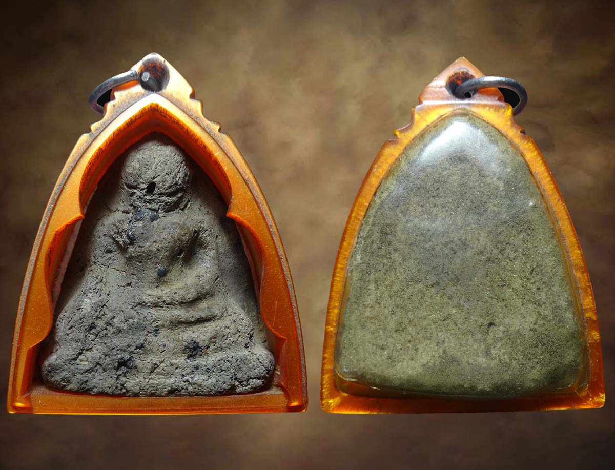 พระหลวงพ่อโต  กรุวัดบางกระทิง อยุธยา