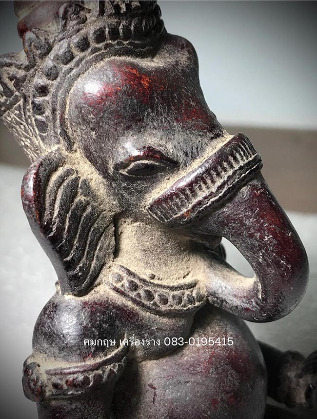 พระพิฆเนศไม้แกะเก่าลงารักร้อยปี