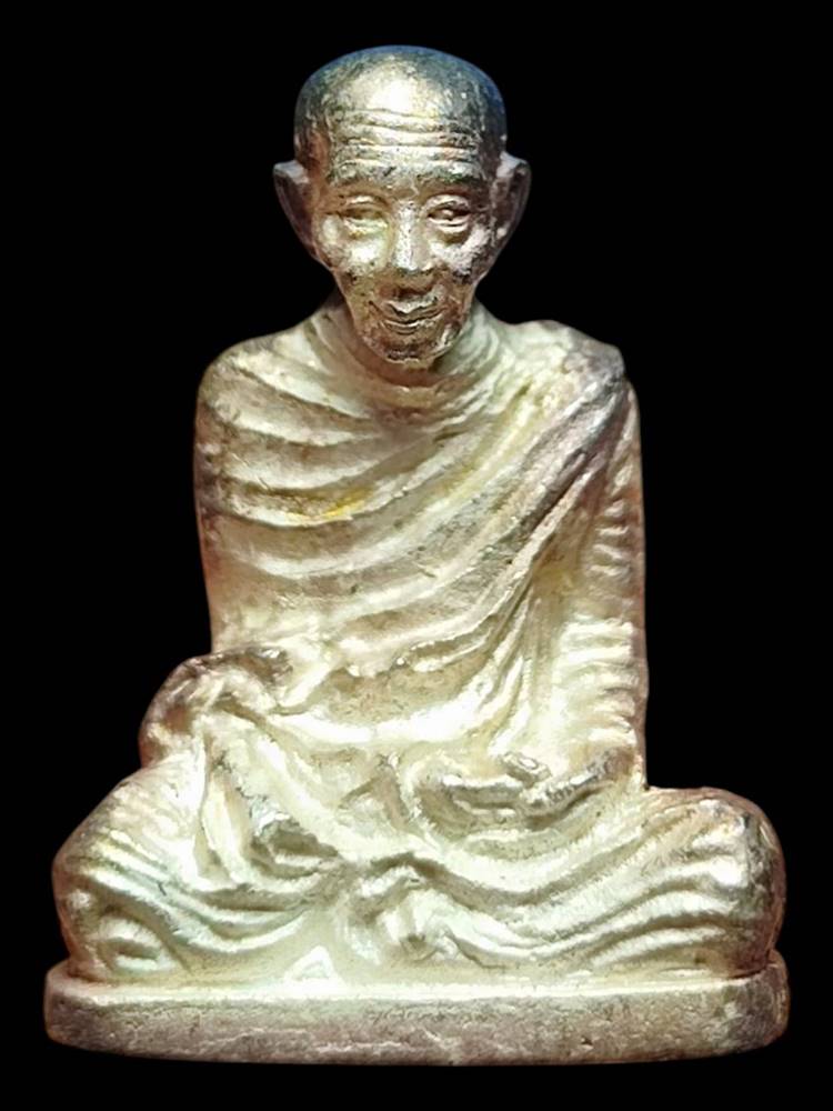 หลวงพ่อเกษม รูปหล่อ รุ่นวันพญาวันปี36(1)