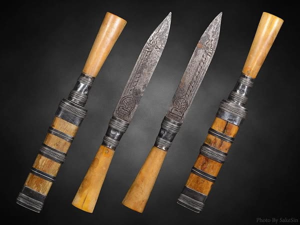 มีดหมอปากกาด้ามงาฝักงาเก่า