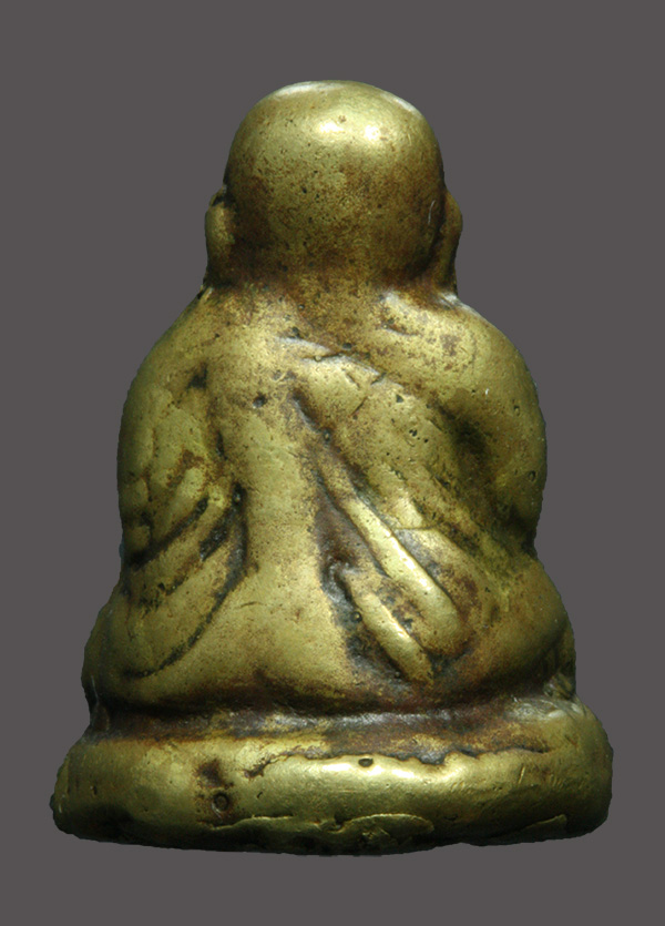 พระรูปหล่อหลวงพ่อเงิน พิมพ์ขี่ตา 5 ชาย