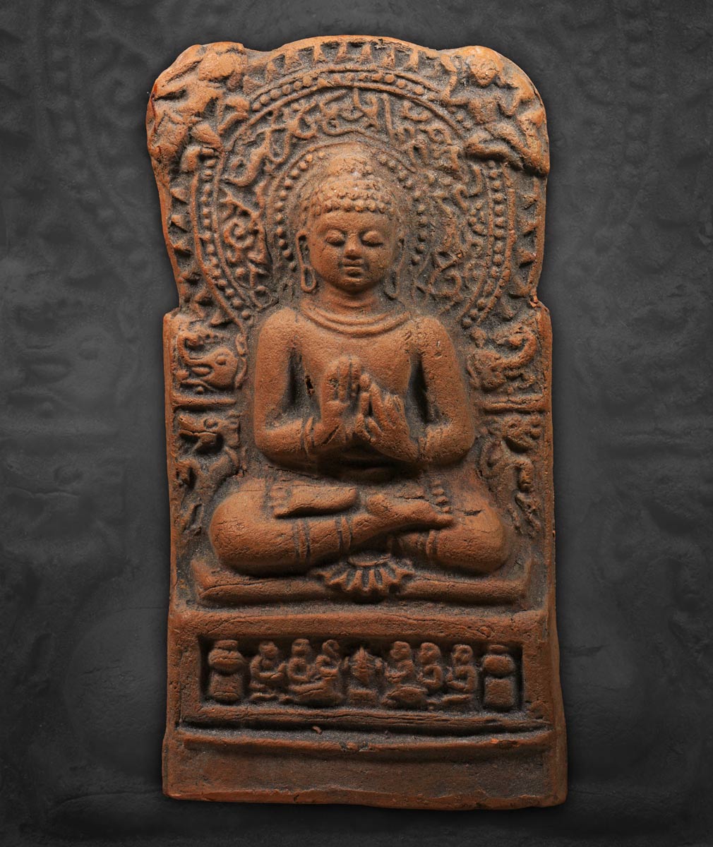 พระธรรมจักรปางปฐมเทศนา เนื้อดิน 