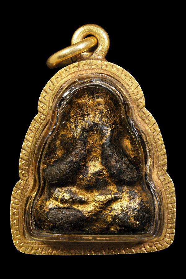 พระปิดตาพิมพ์ปั้นเล็ก