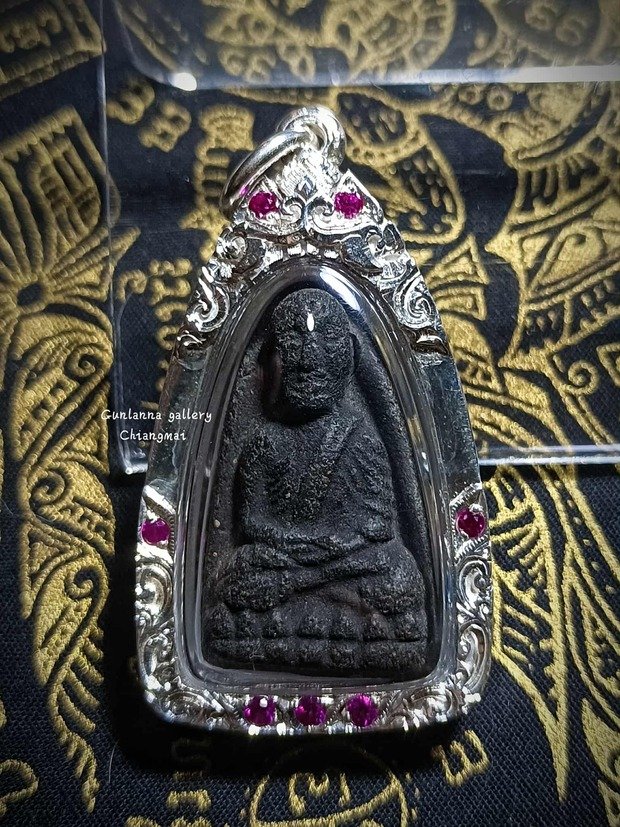 หลวงปู่ทวดวัดพระสิงห์(พิมพ์กลาง)