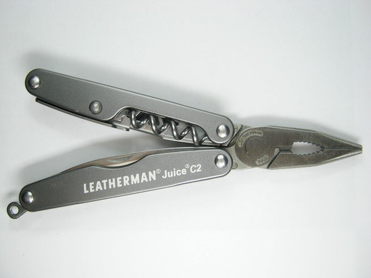 เคาะเดียว คีม Leatherman รุ่น Juice C2 12 Tools in 1