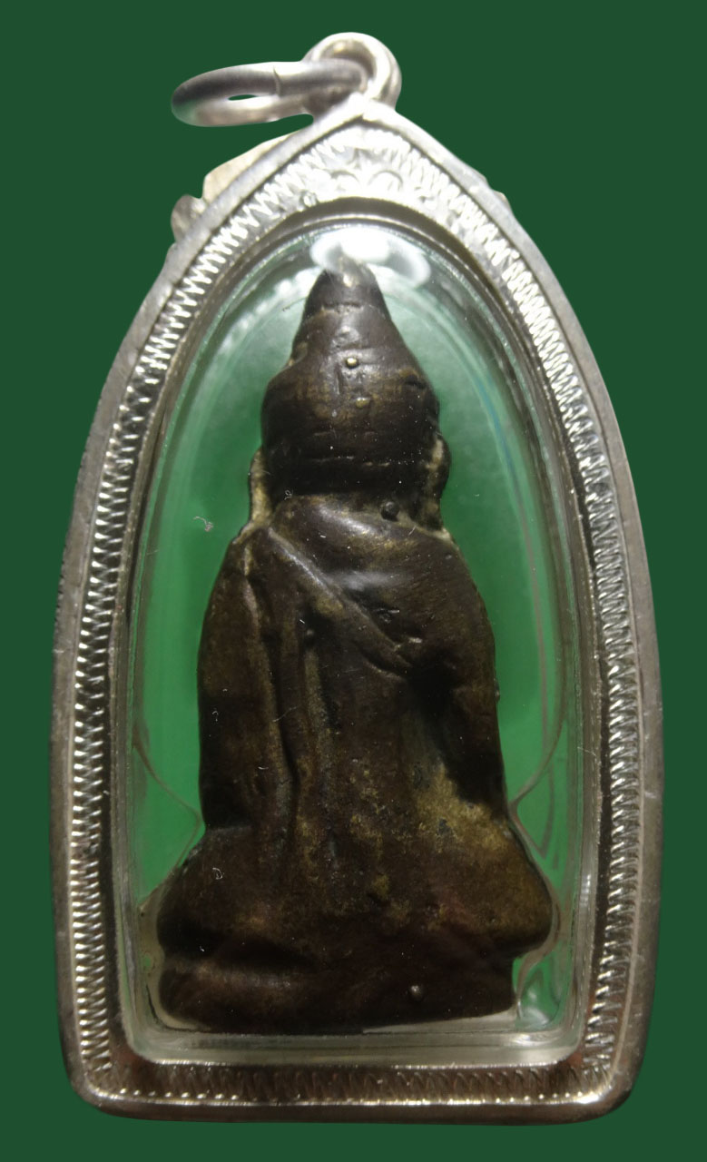 พระชัยหล่อโบราณ เหลี่ยมเงินสั่งทำอย่างดี