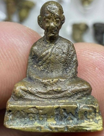 หลวงพ่อทบหัวไม้ขีด05